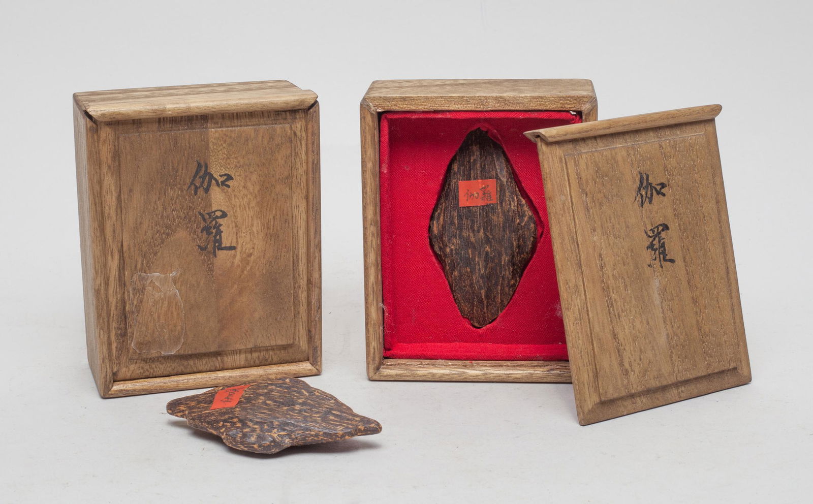 Estate Chinese Agarwood Toggles (1 of 9)