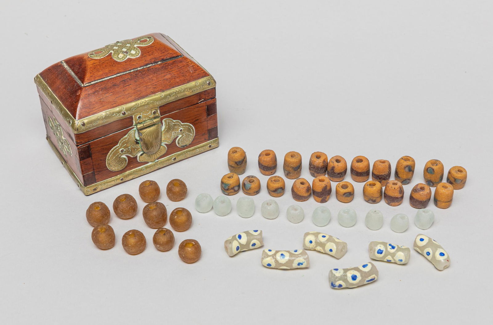 Antique Roman Shipwreck Glass Beads (1 of 11)