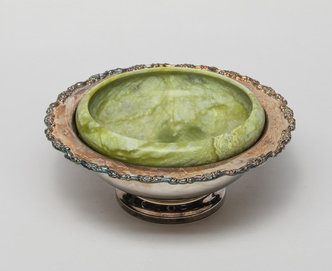 Large Chinese Jade Stone Central Piece (1 of 10)