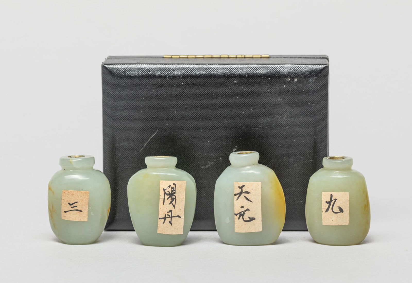 Chinese Russet Jade Bottles (1 of 10)