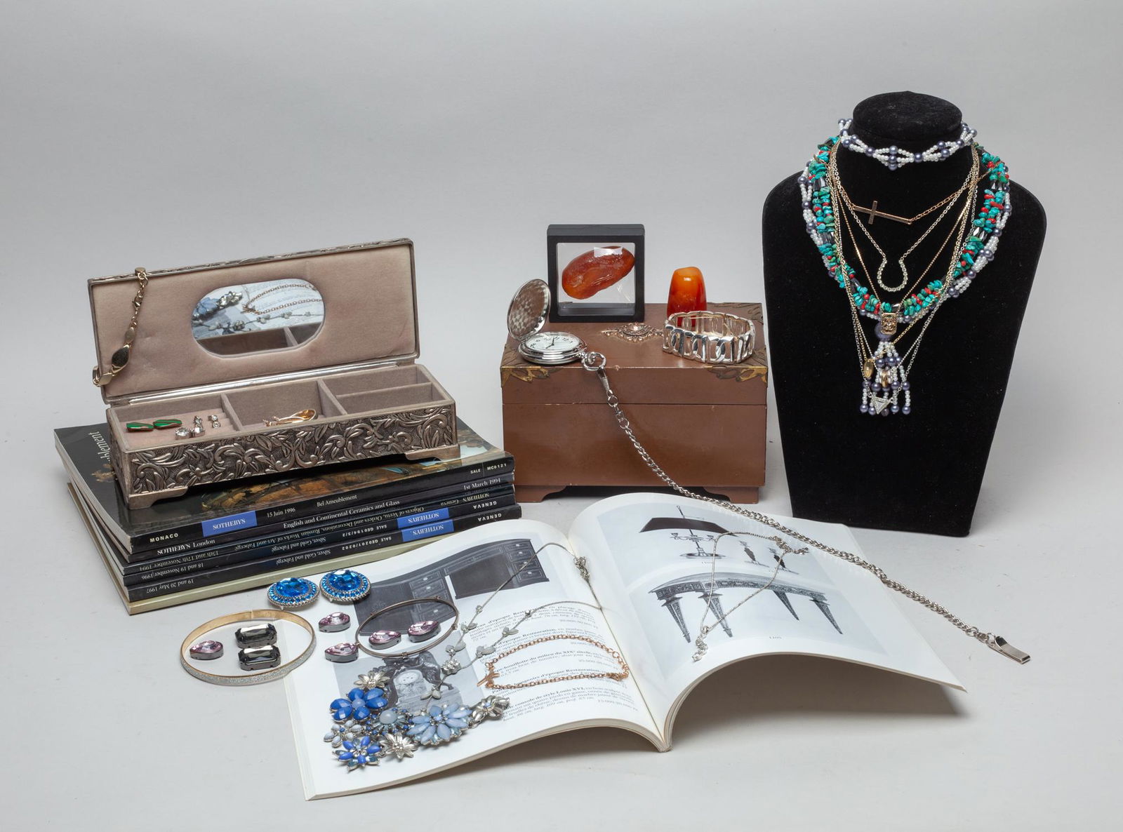 Estate Catalog & Costume Jewelry (1 of 13)