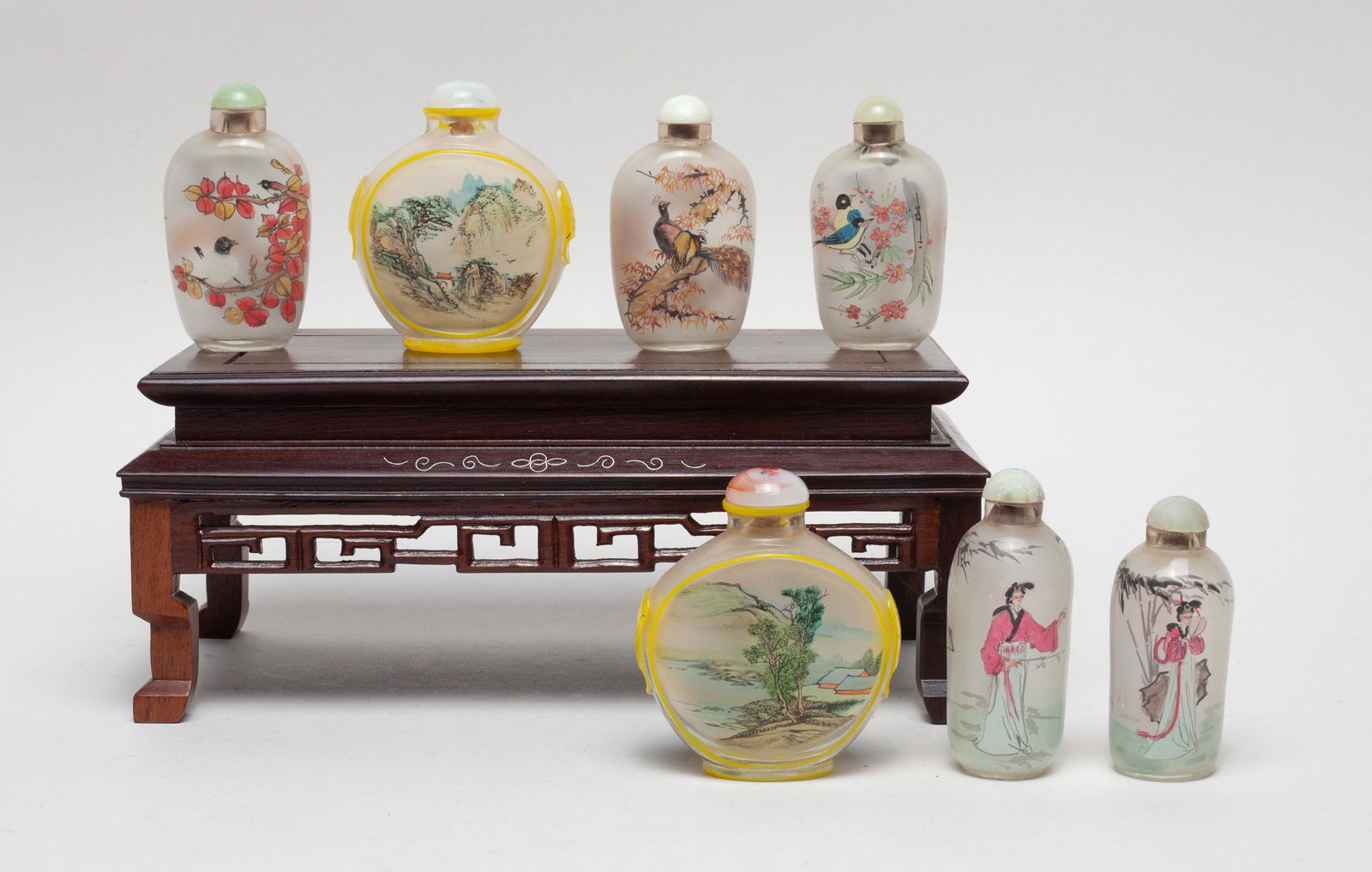 Chinese Snuff Bottle w/ Wood Stand (1 of 13)