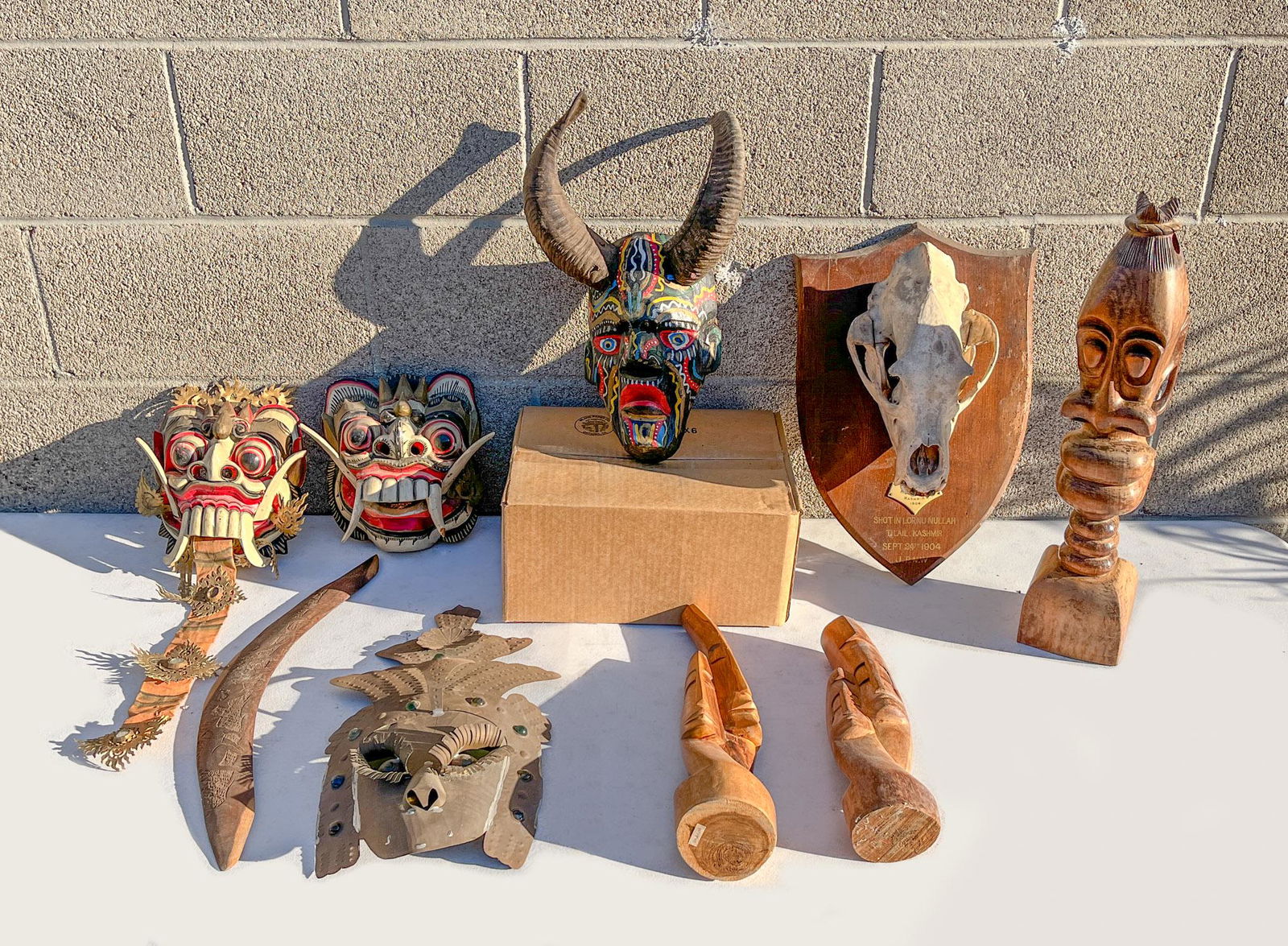 Vintage Wood Figures & Masks (1 of 14)