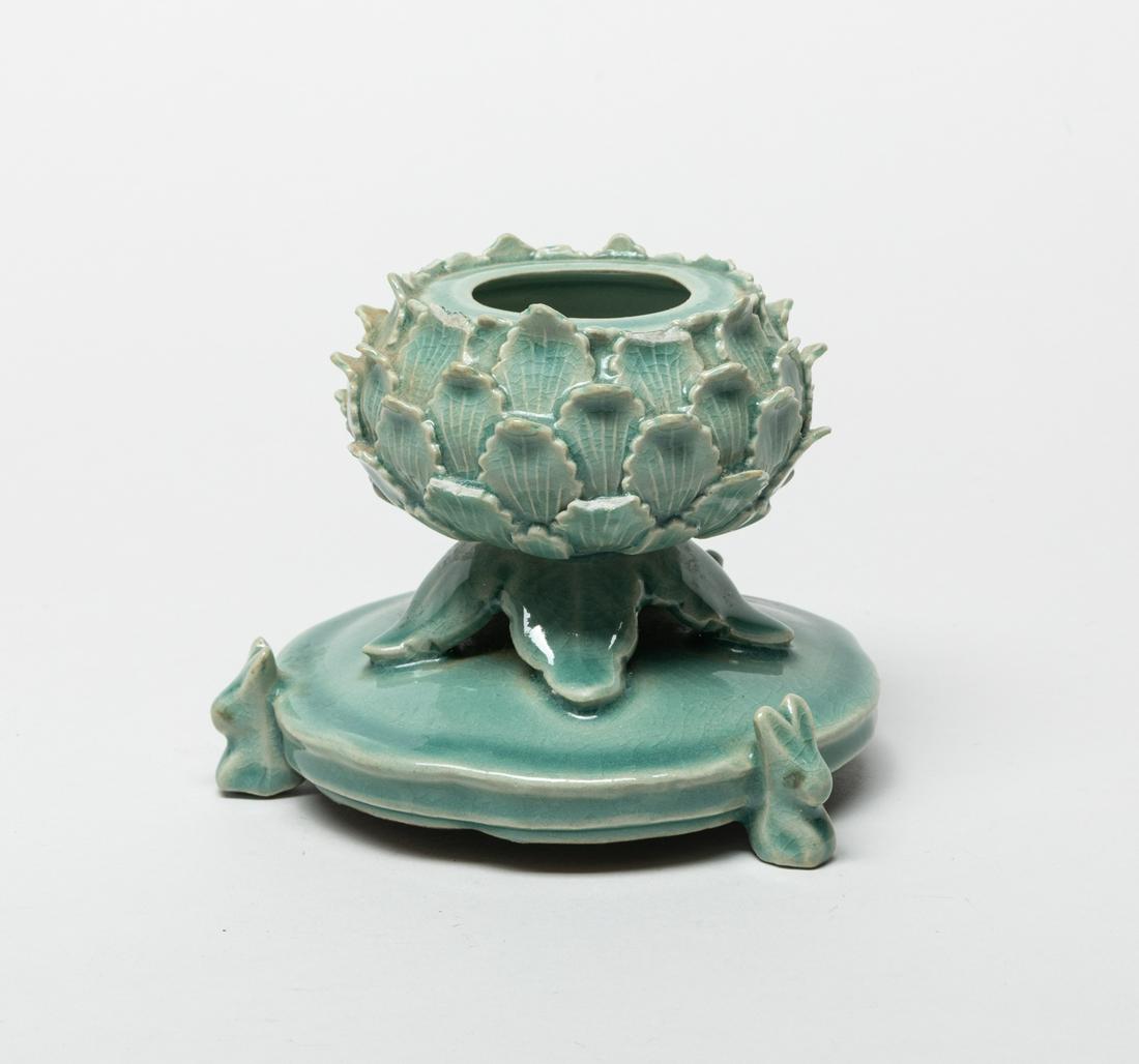 Korean Celadon Porcelain Censer (1 of 10)