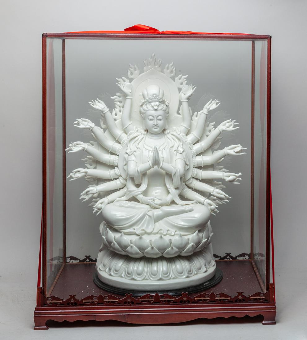 Massive Chinese Blank De Porcelain Buddha (1 of 14)