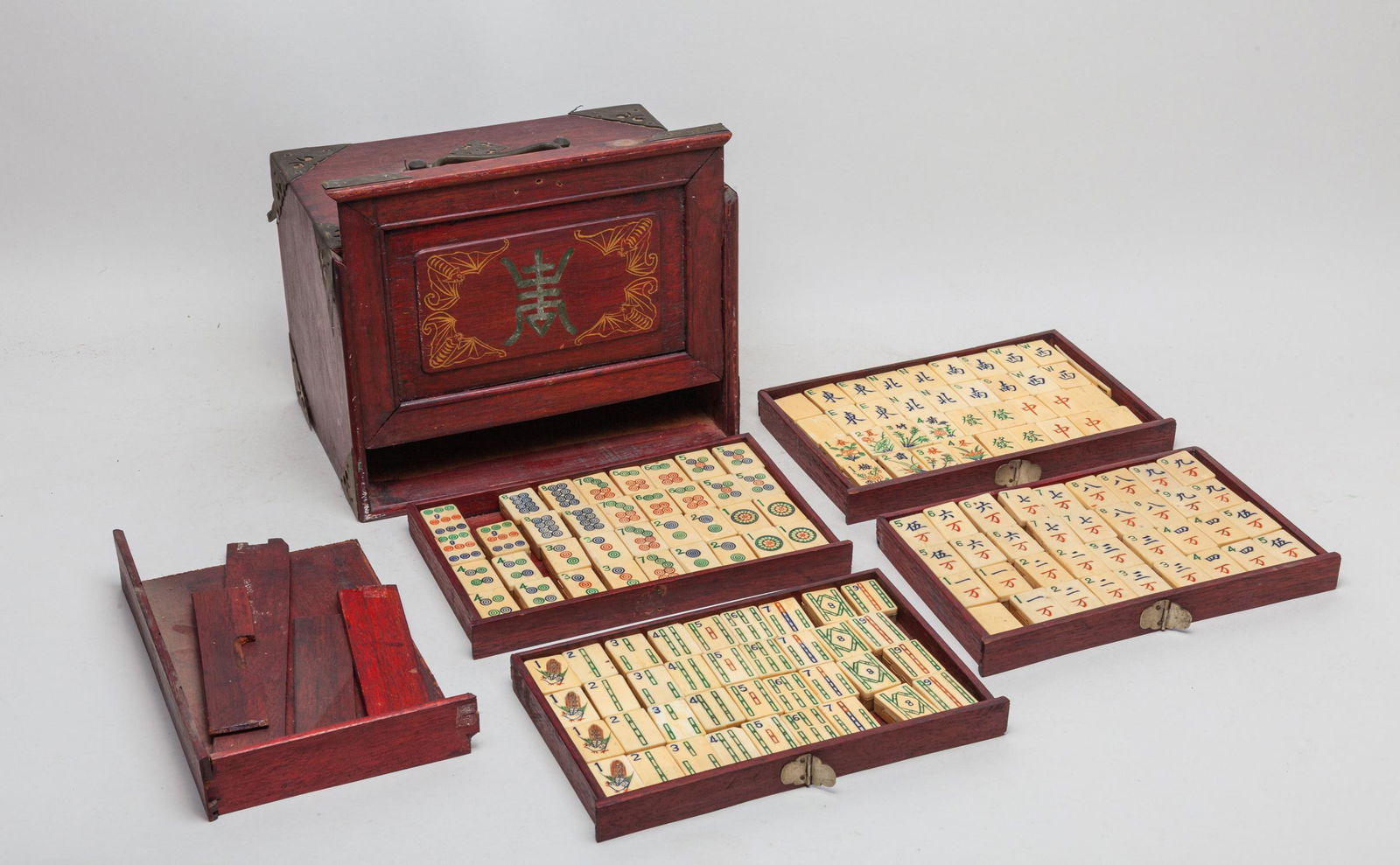 Vintage Chinese Mahjong (1 of 9)