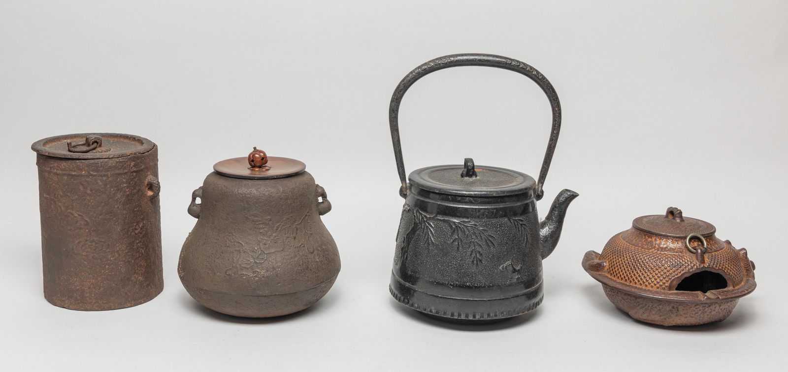 Antique/Vintage Japanese Cast Iron Tea Pots (1 of 19)