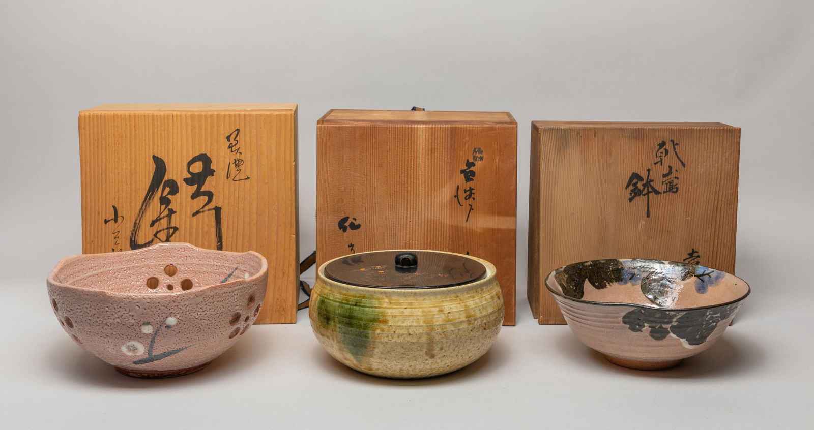 Japanese Stoneware Large Bowls (1 of 20)