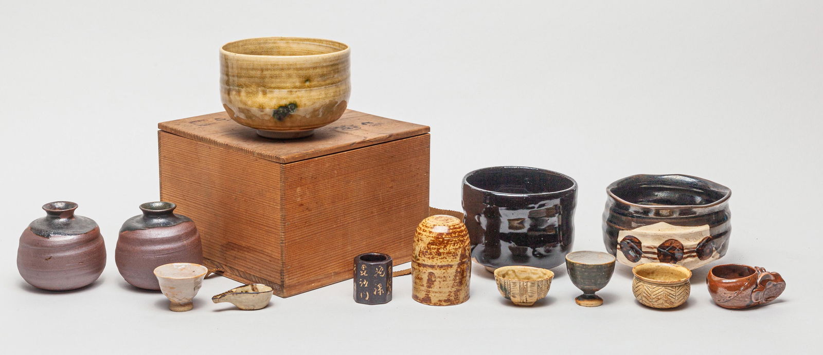 Antique/Vintgae Japanese Stoneware Tea Set (1 of 12)