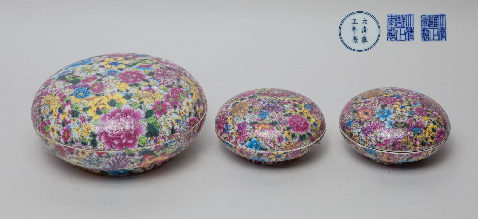 Chinese Export Porcelain Covered Boxes (1 of 14)