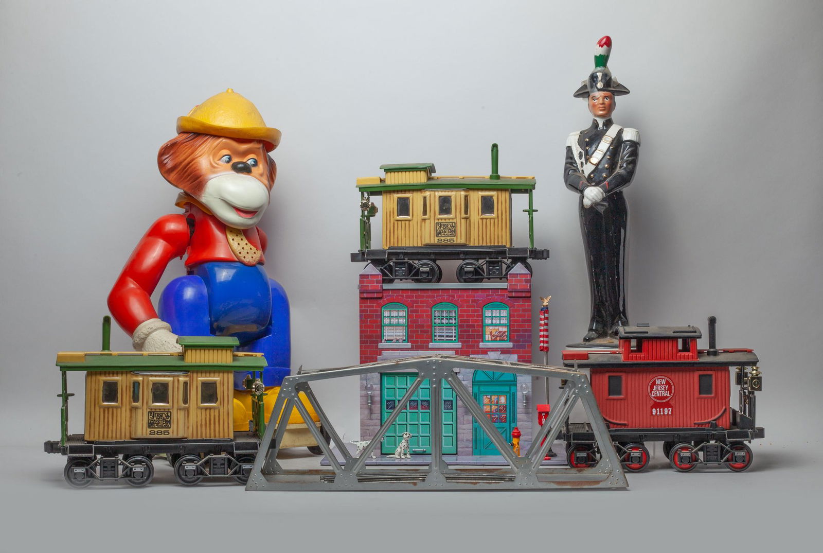 Vintage Train Model & Toy (1 of 16)