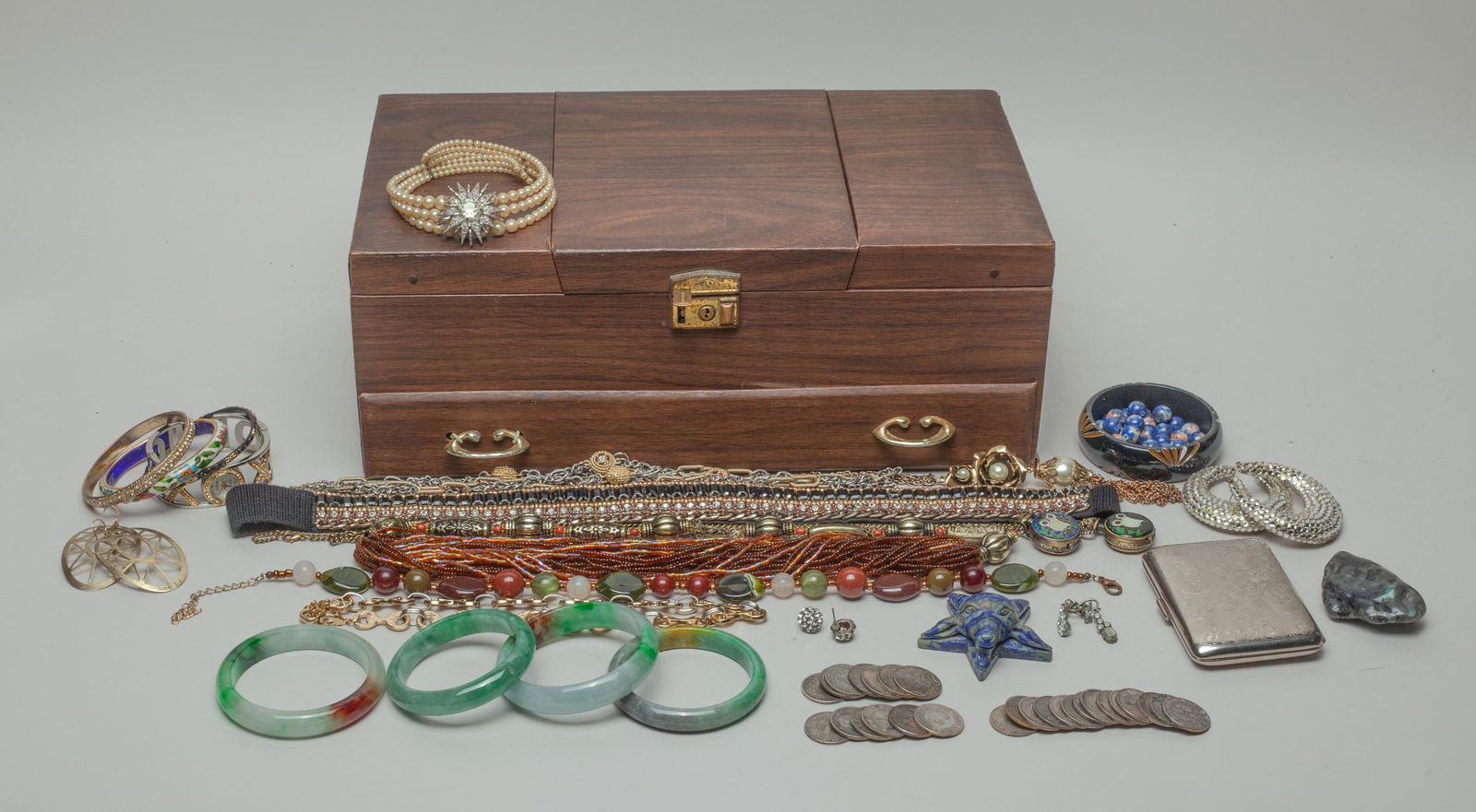 Vintage Chinese Bangle, Beads & Custom Jewelry (1 of 18)