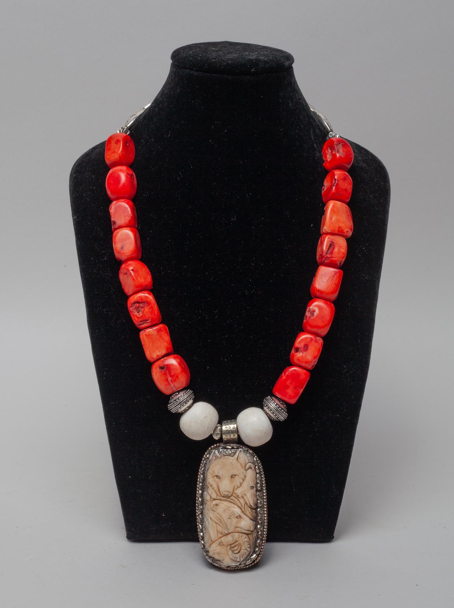 Large Zuni Necklace (1 of 10)