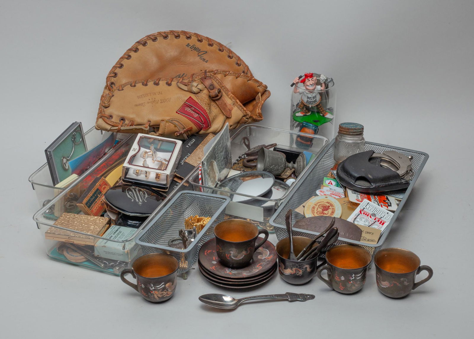 Antique/Vintage Jewelry & Decor (1 of 10)