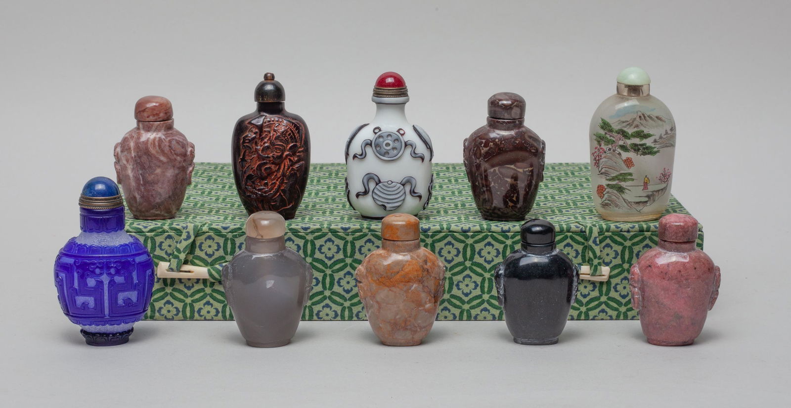 Estate Chinese Snuff Bottle Sets (1 of 12)