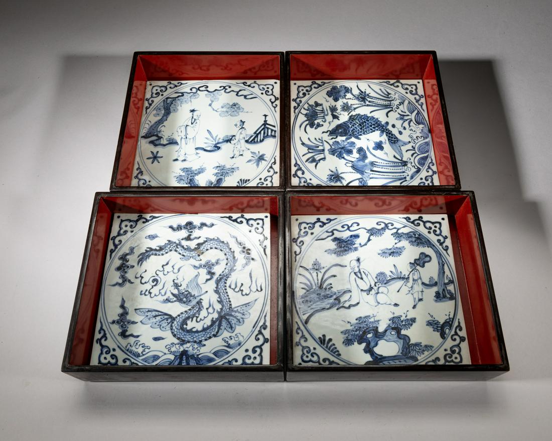 Chinese Porcelain Tall Box (1 of 15)