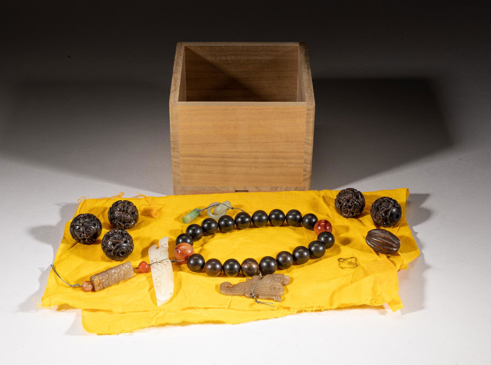 Chinese Agarwood & Jade Prayer Beads (1 of 14)