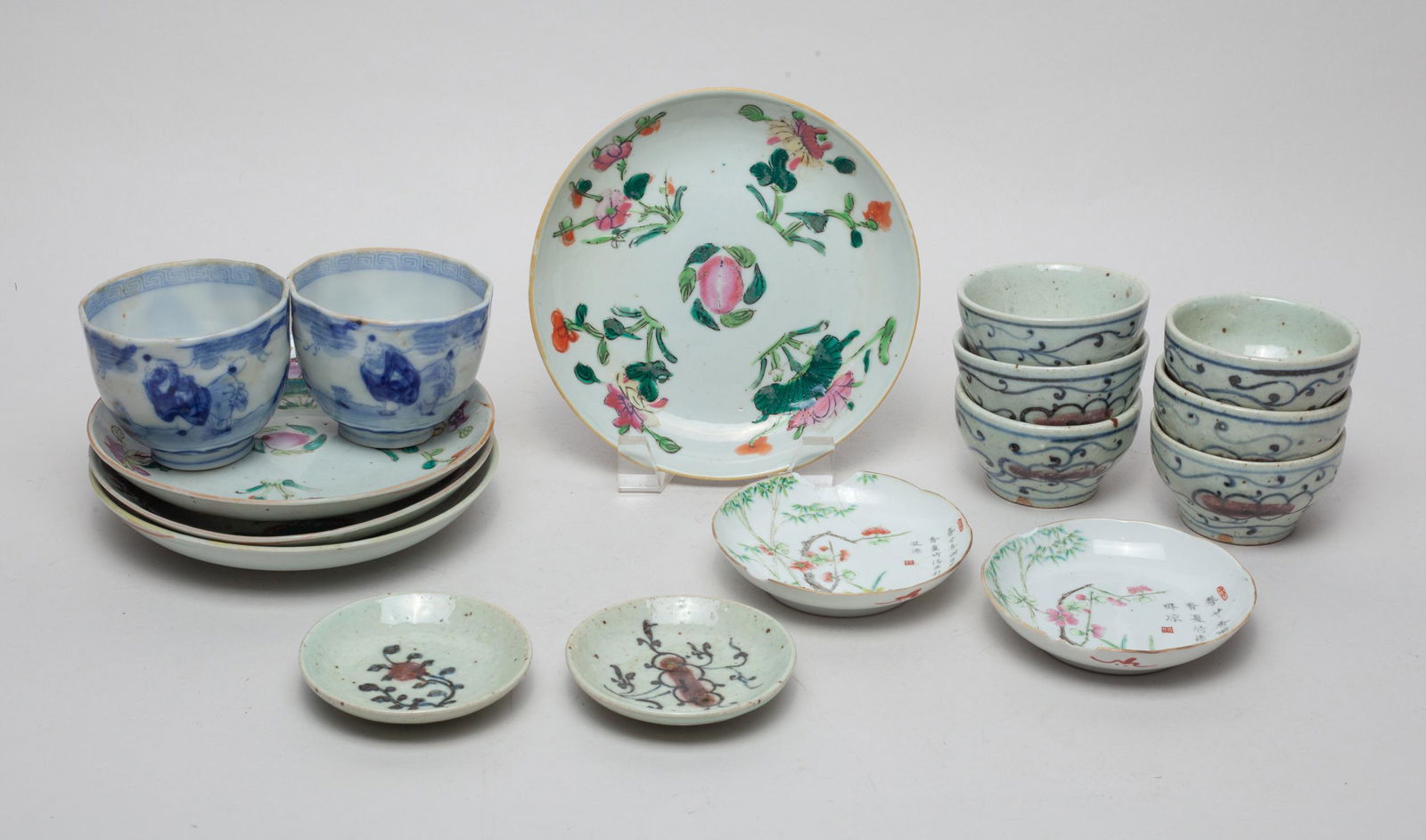 Old Chinese Porcelain Sets (1 of 18)
