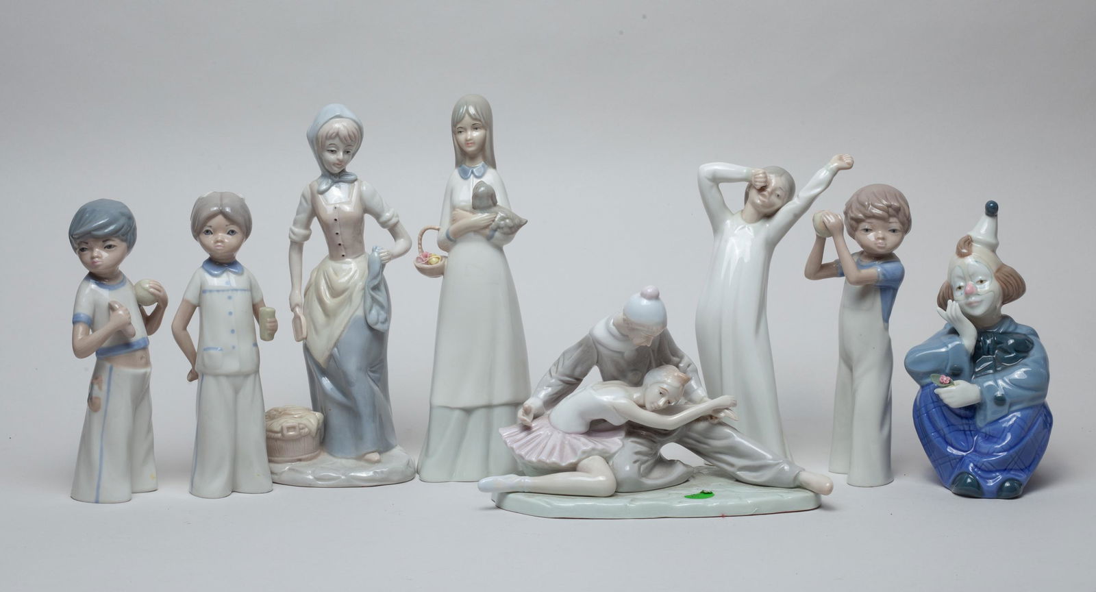 Set Continental Porcelain Figures (1 of 9)