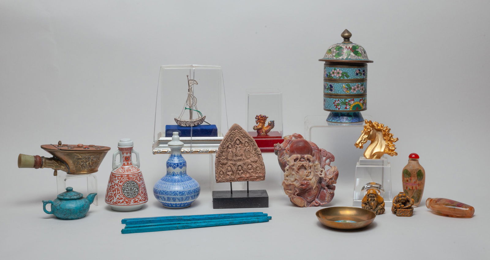Chinese Cloisonne, Snuff Bottle & Pieces (1 of 13)