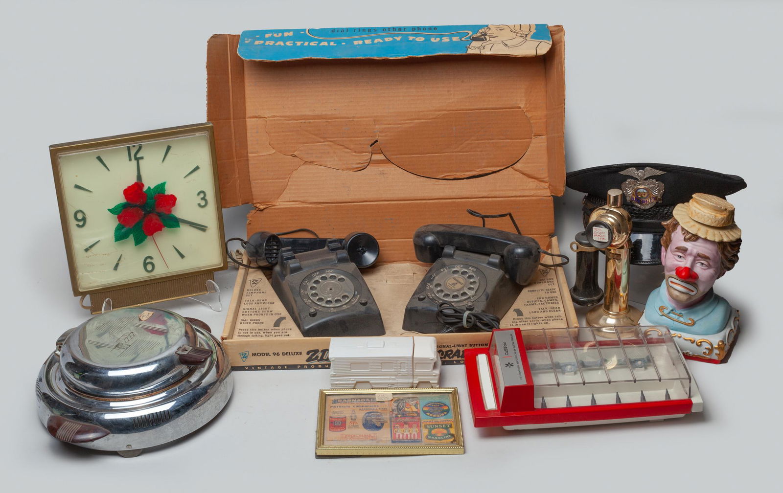 Vintage Phone, Sculpture & Clock (1 of 8)