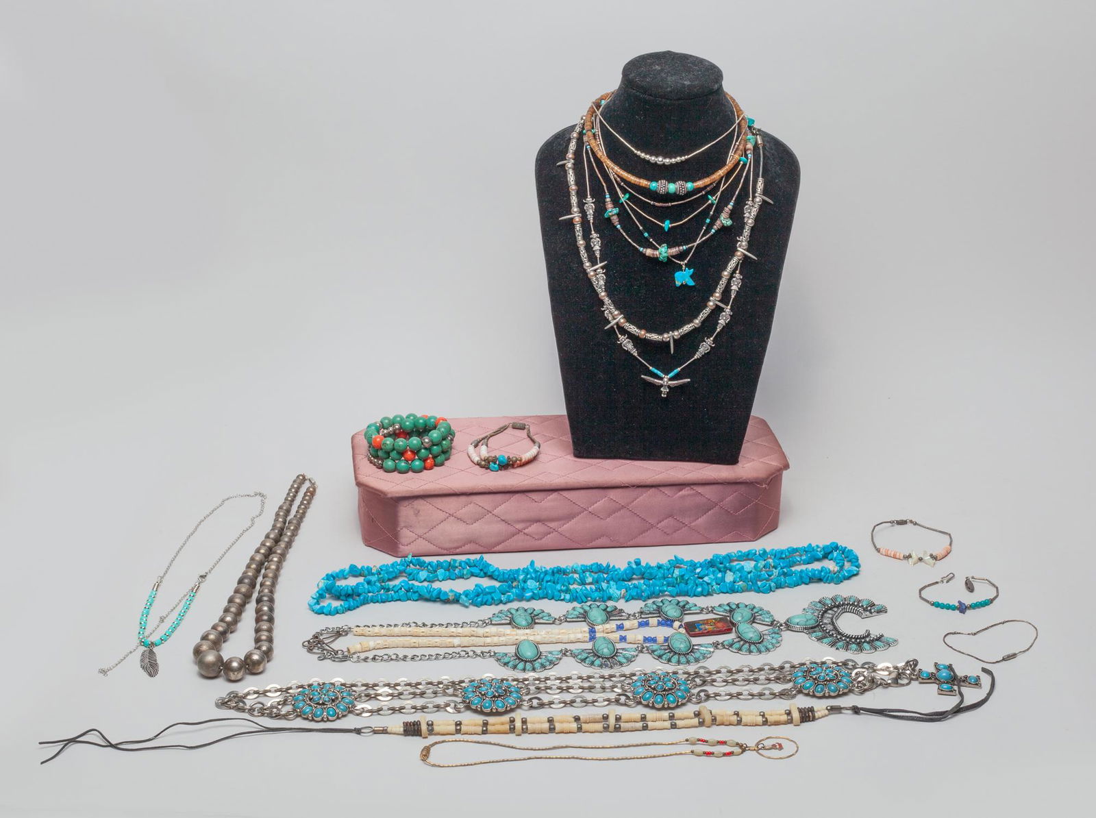 Vintage Native American Jewelry Sets (1 of 13)