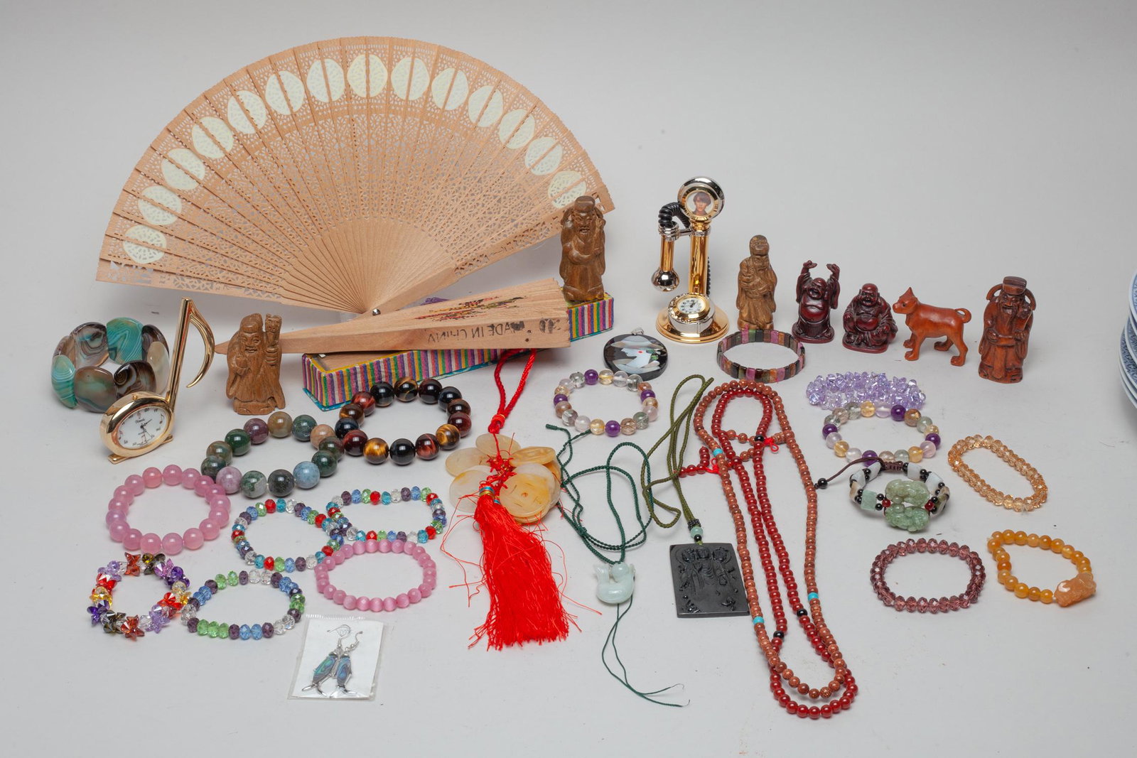 Chinese Beads & Estate Costume Jewelry: Including bracelets, fans, carvings and pedants. Size varies.