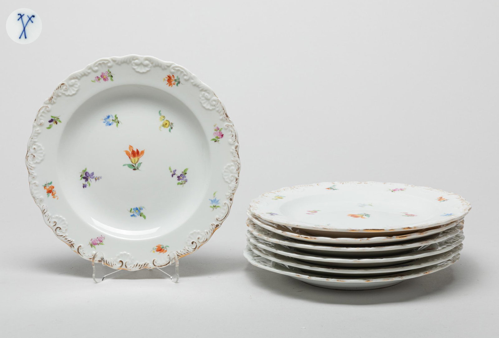 Meissen Famille Rose Porcelain Plates: Set of 7 Meissen famille rose flower motif porcelain plates. 7.3inch W (each).