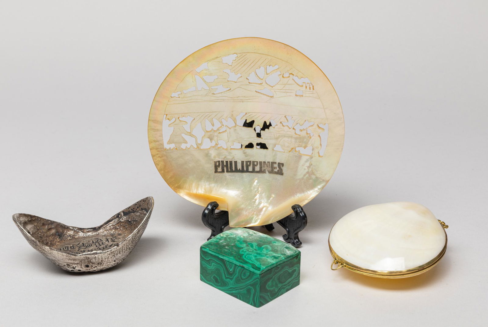 Chinese Paper Weight & Estate Pieces (1 of 10)