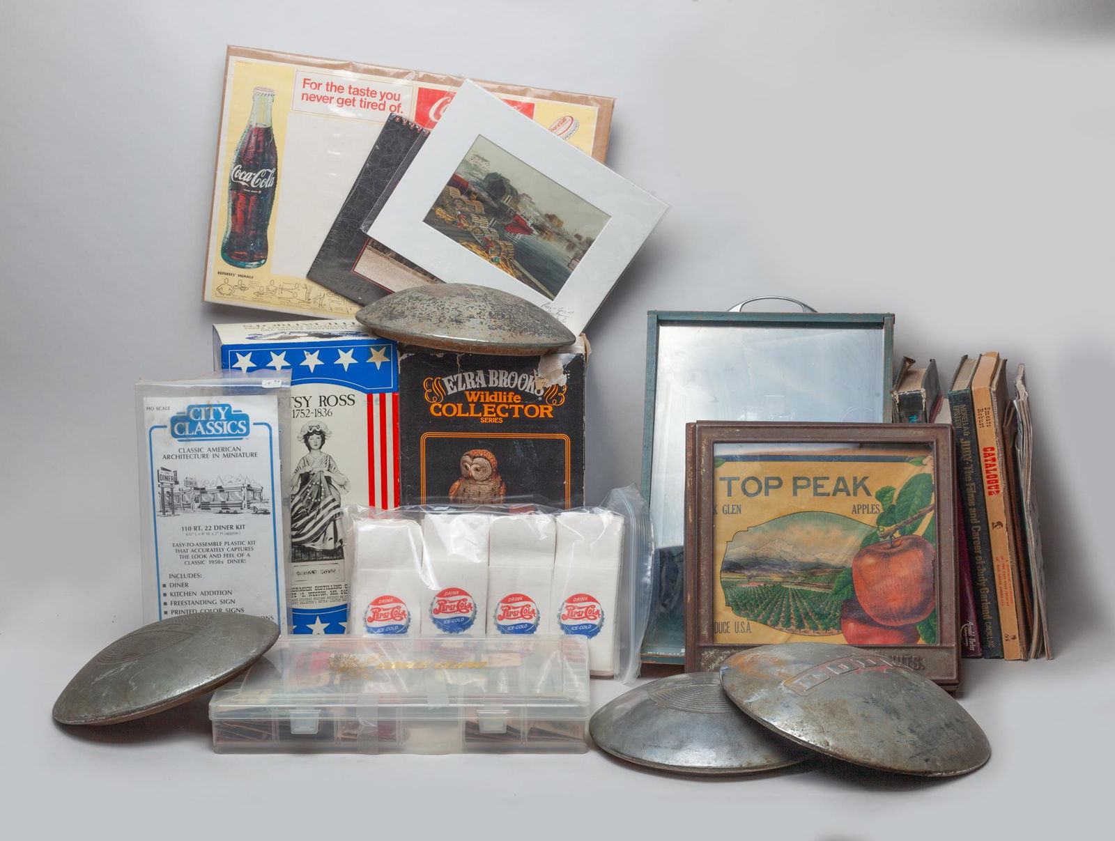 Vintage Poster, Toys & Decors (1 of 10)