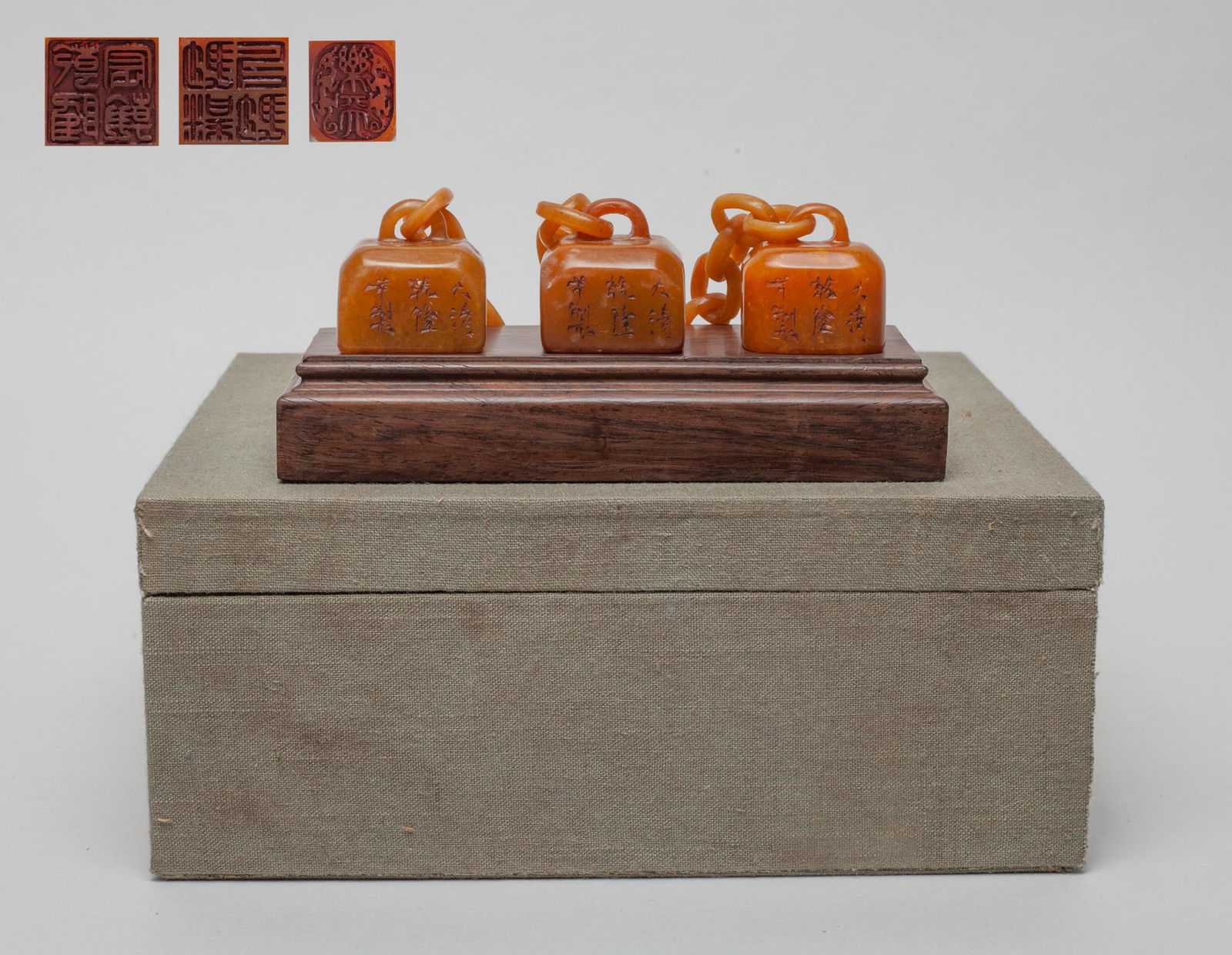 Chinese Shoushan Stone Seal Set (1 of 9)