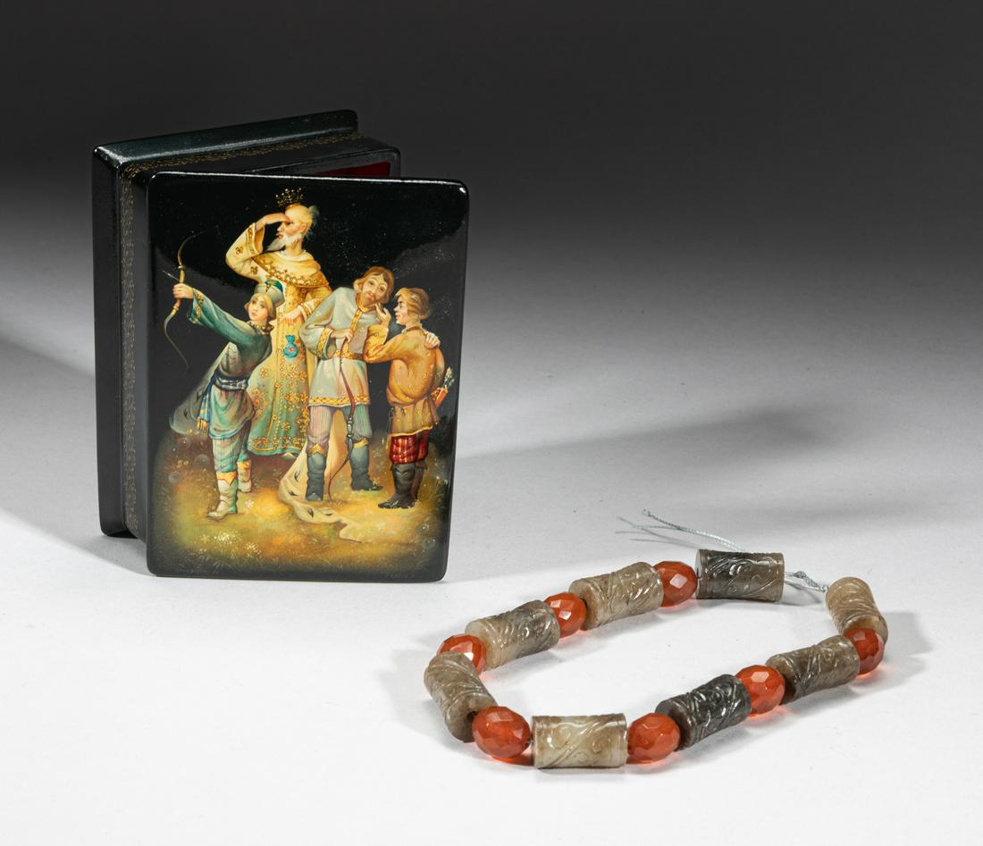 Victorian Designed Chinese Jade & Nature Amber (1 of 8)