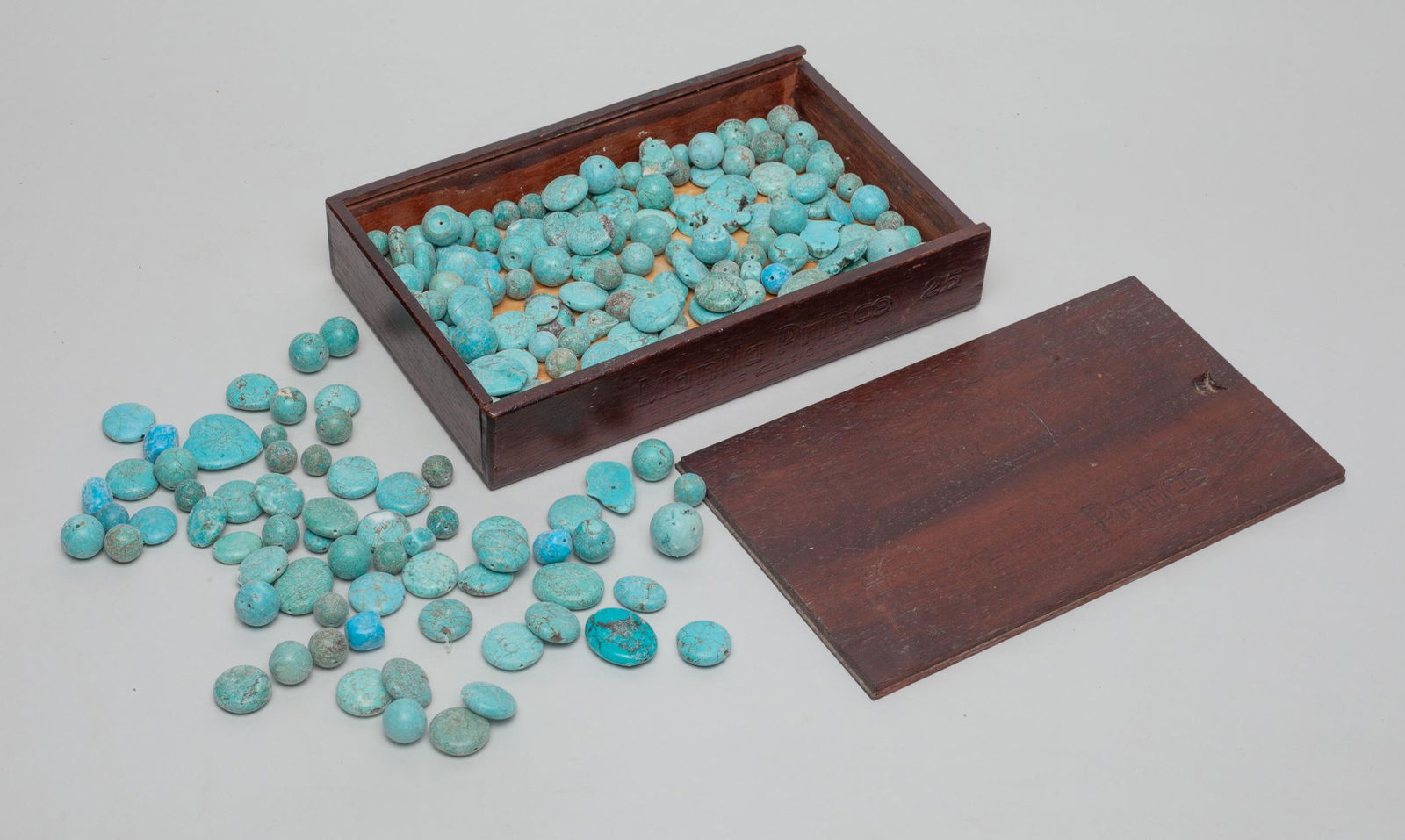 Vintage Turquoise Like Beads (1 of 6)