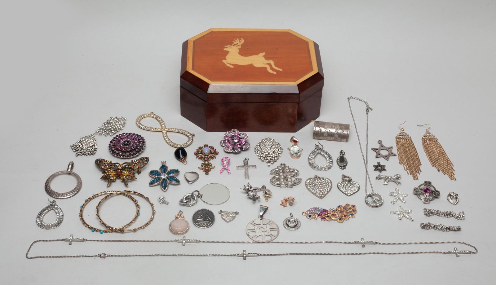 Vintage Nice Quality Costume Jewelry (1 of 10)