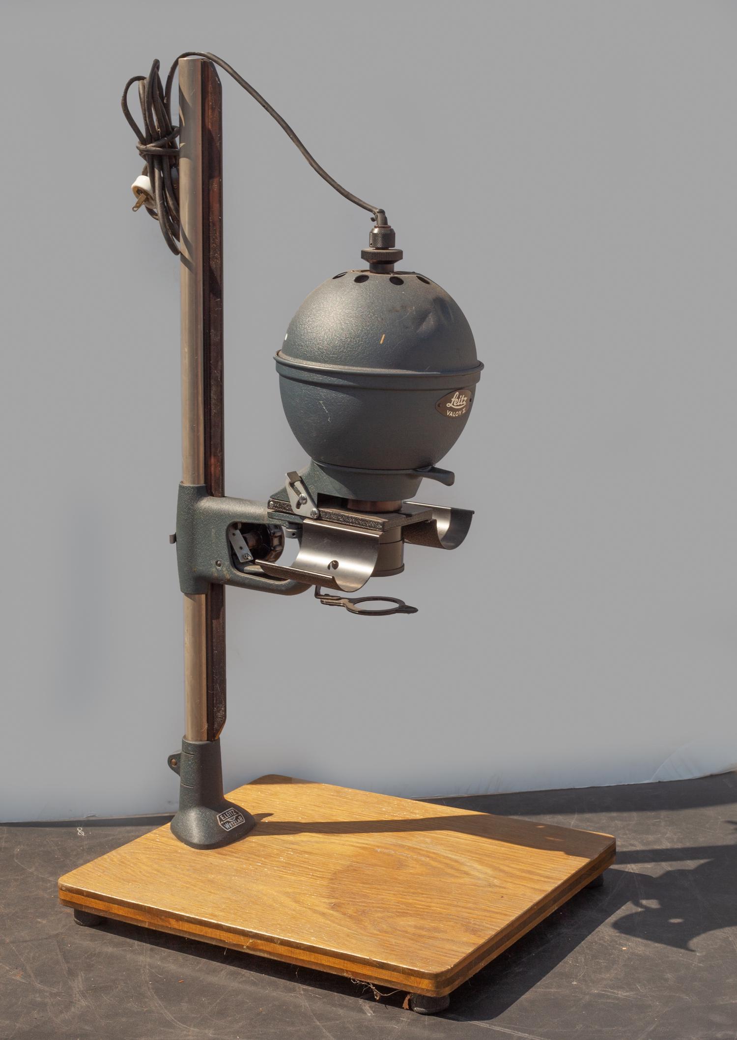Leiz Wetzlar Valoy II Darkroom Enlarger (1 of 10)