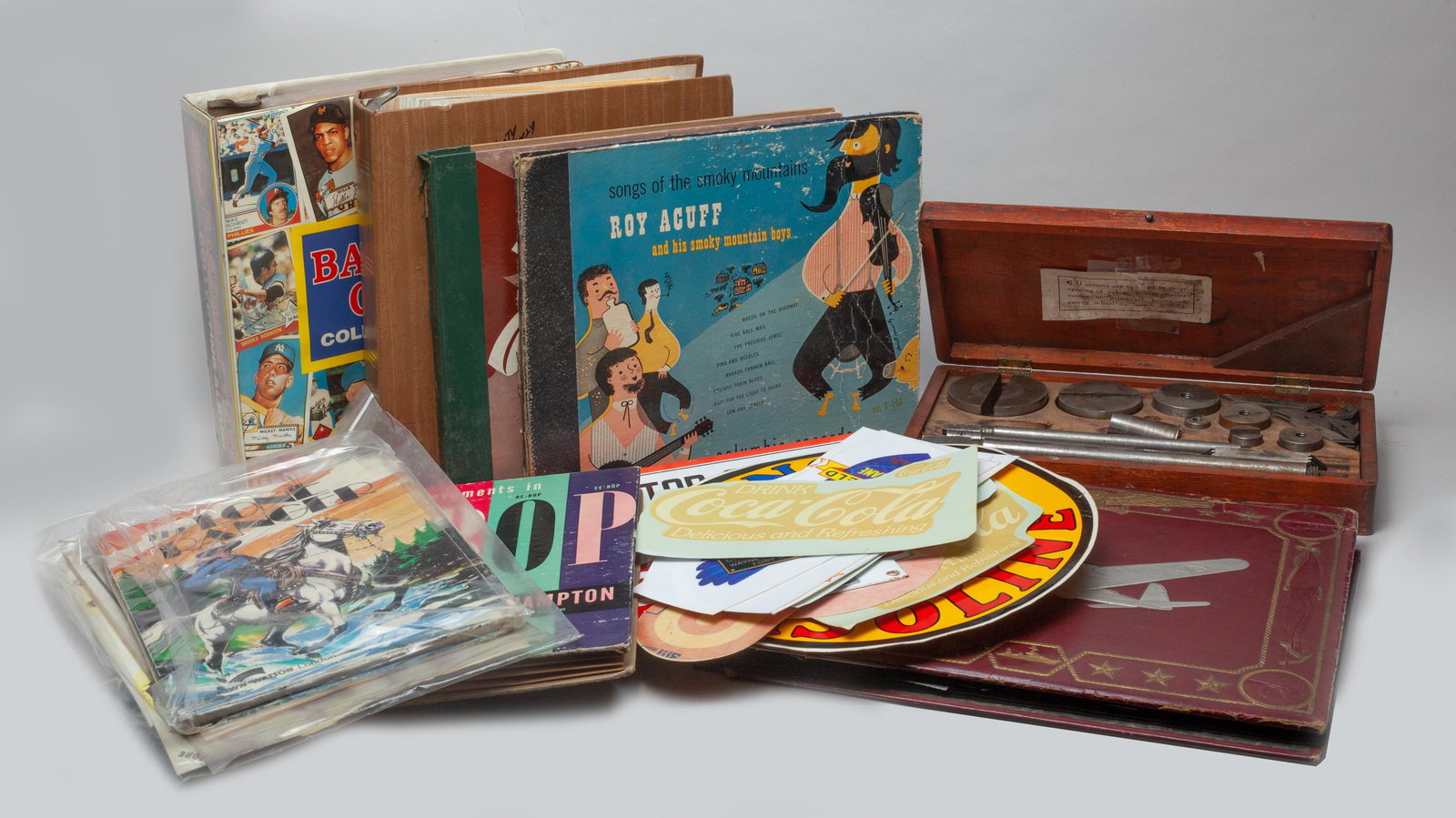Sports Cards, Photo & Tools: A large group of sports cards, old photo and tools. Size varies.