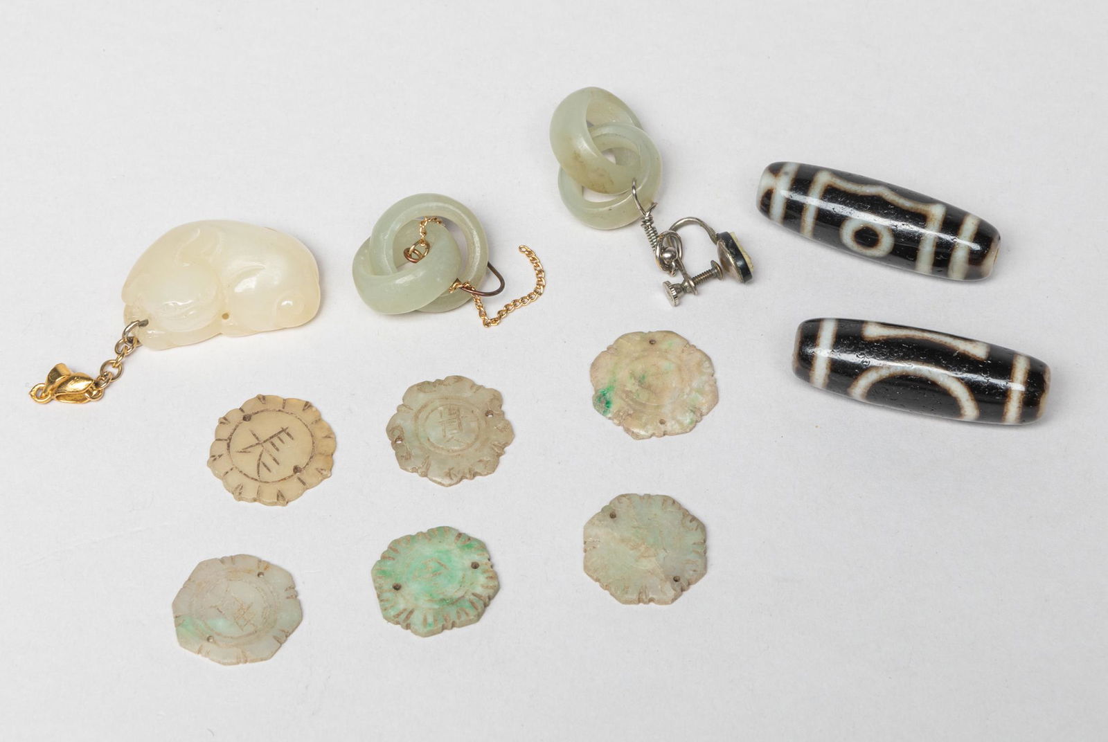 Chinese Dzi Beads & Jade Carvings (1 of 13)