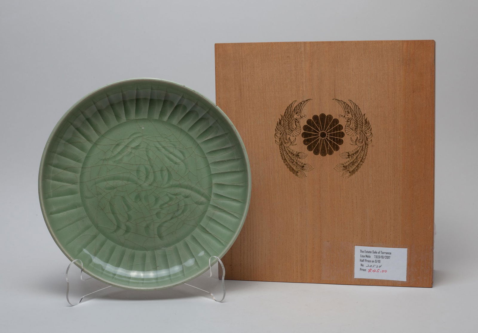 Large Chinese Longquan Porcelain Plate (1 of 10)