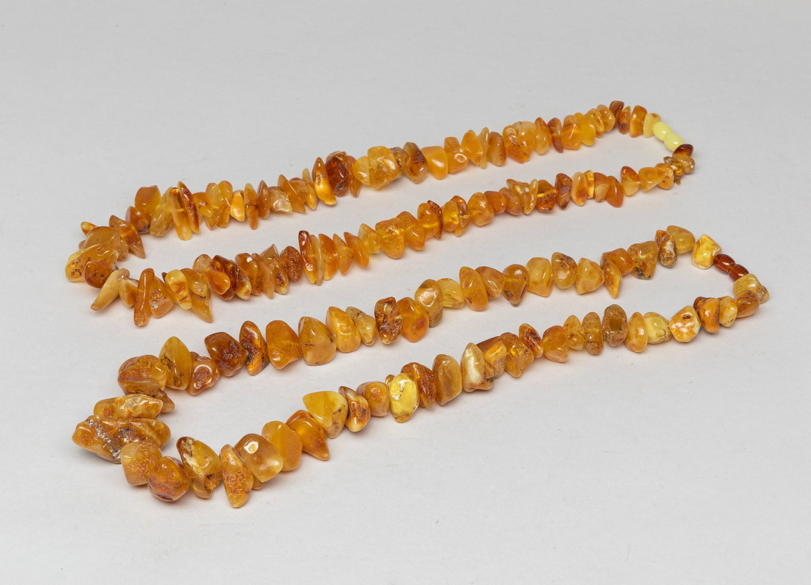 Estate Nature Amber Necklaces (1 of 14)
