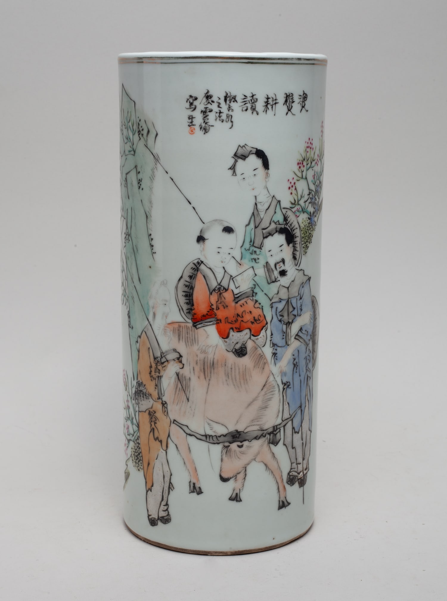 Chinese Export Porcelain Vase: The exterior painted with four figures, a cow and two bats, with inscription. Approx. 11-4.7 inch.