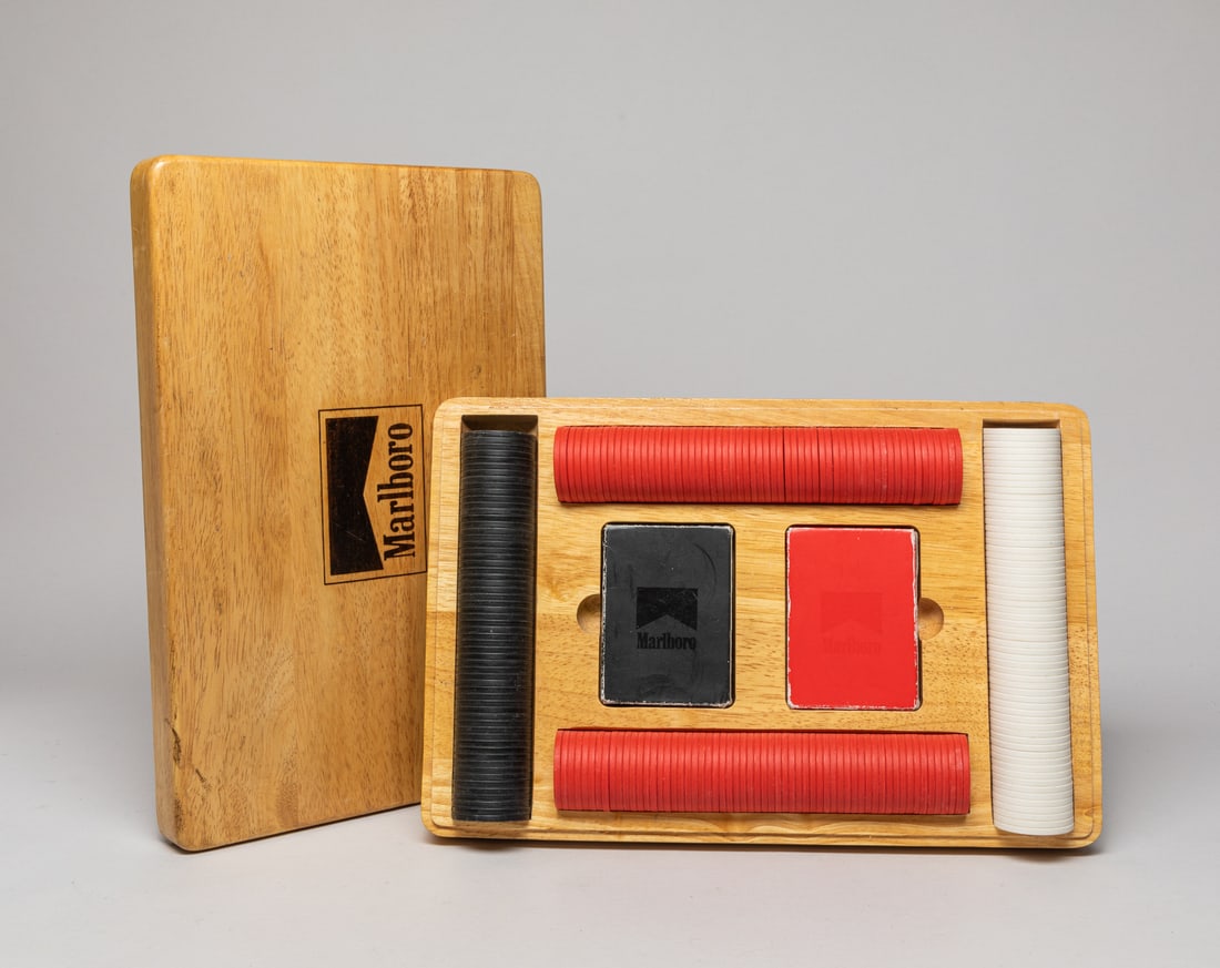 Marlboro Poker Set w/ Chips (1 of 5)