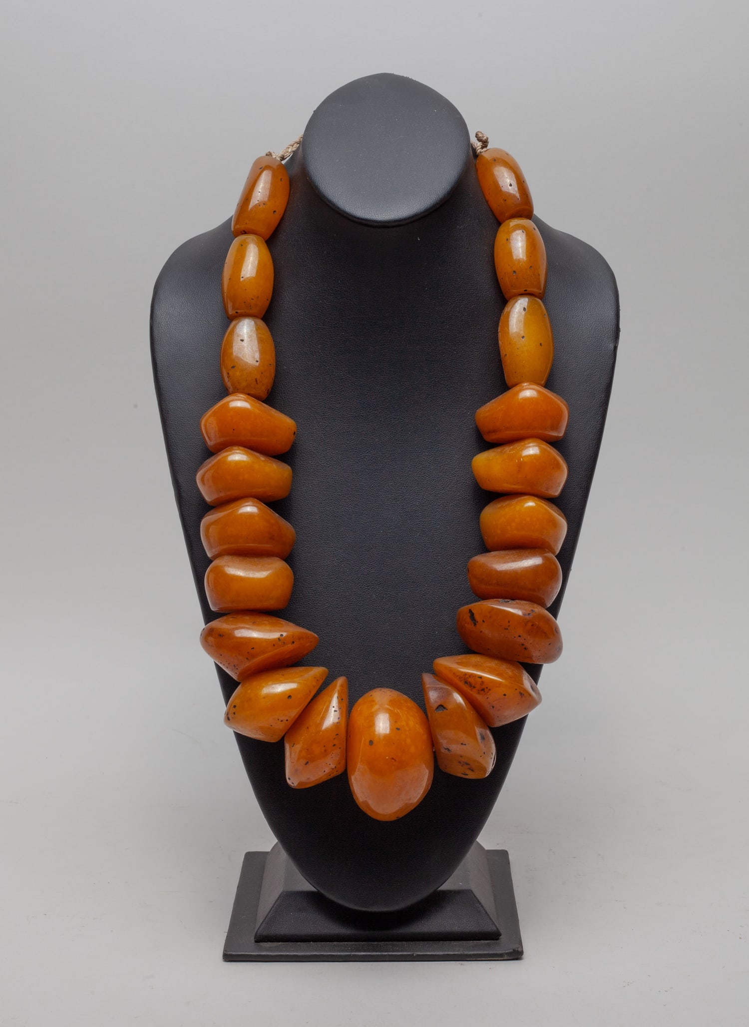 Tibetan Large Bead Necklace (1 of 12)