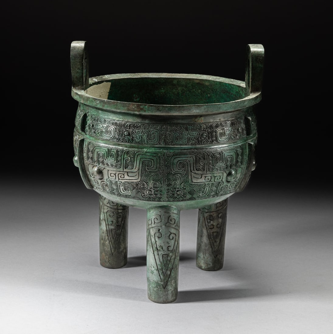 Chinese Large Bronze Censer (1 of 13)
