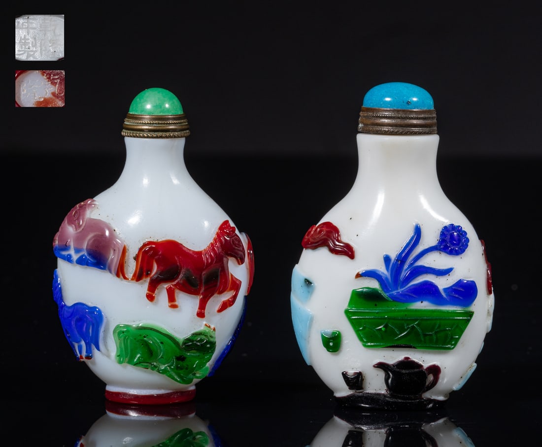 Special Chinese Overlay Glass Snuff Bottles (1 of 15)