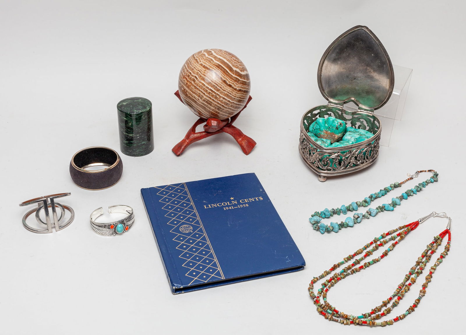 Coins, Gemstone & Decors (1 of 8)