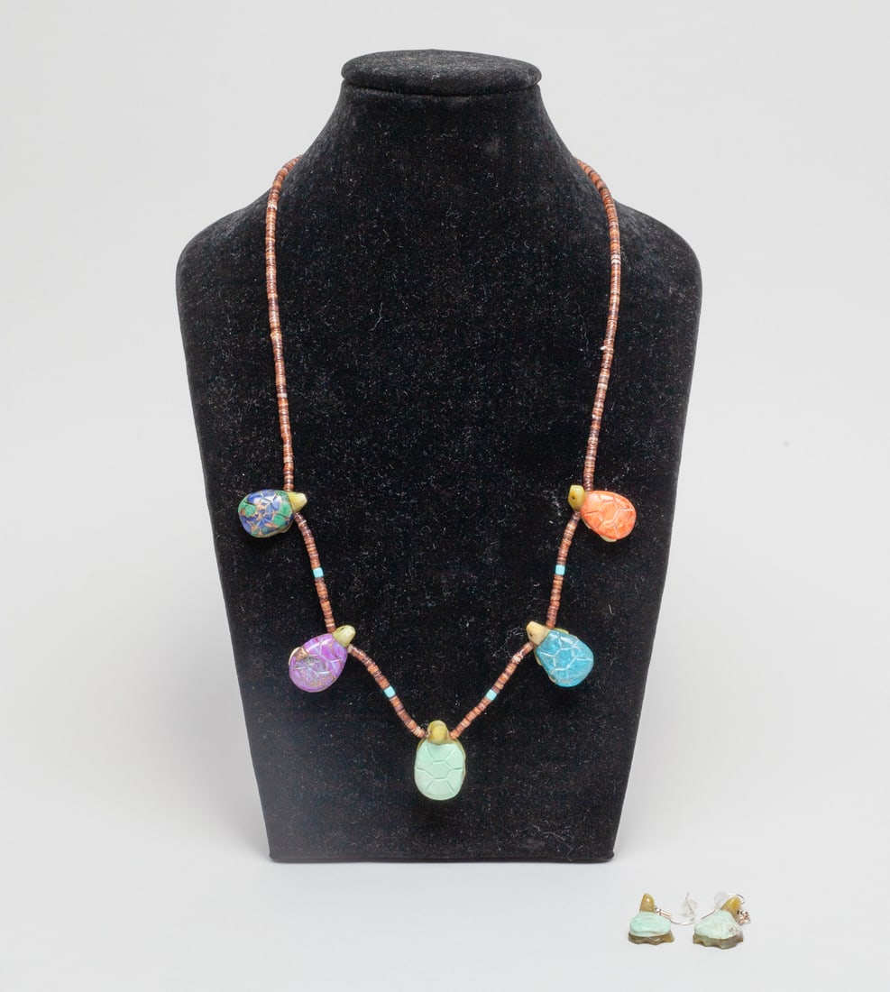 Zuni Fetish Necklace Earrings Sets (1 of 10)