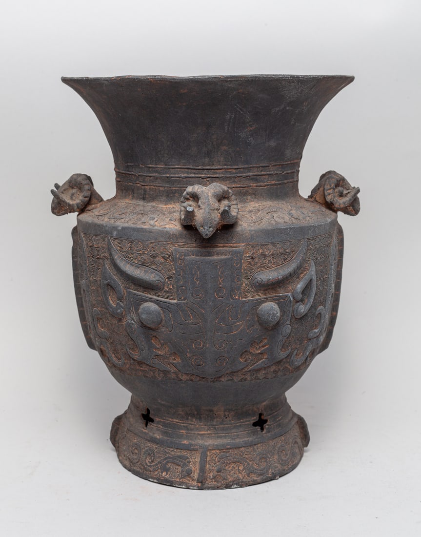 Large Chinese Garden Used Vase (1 of 9)