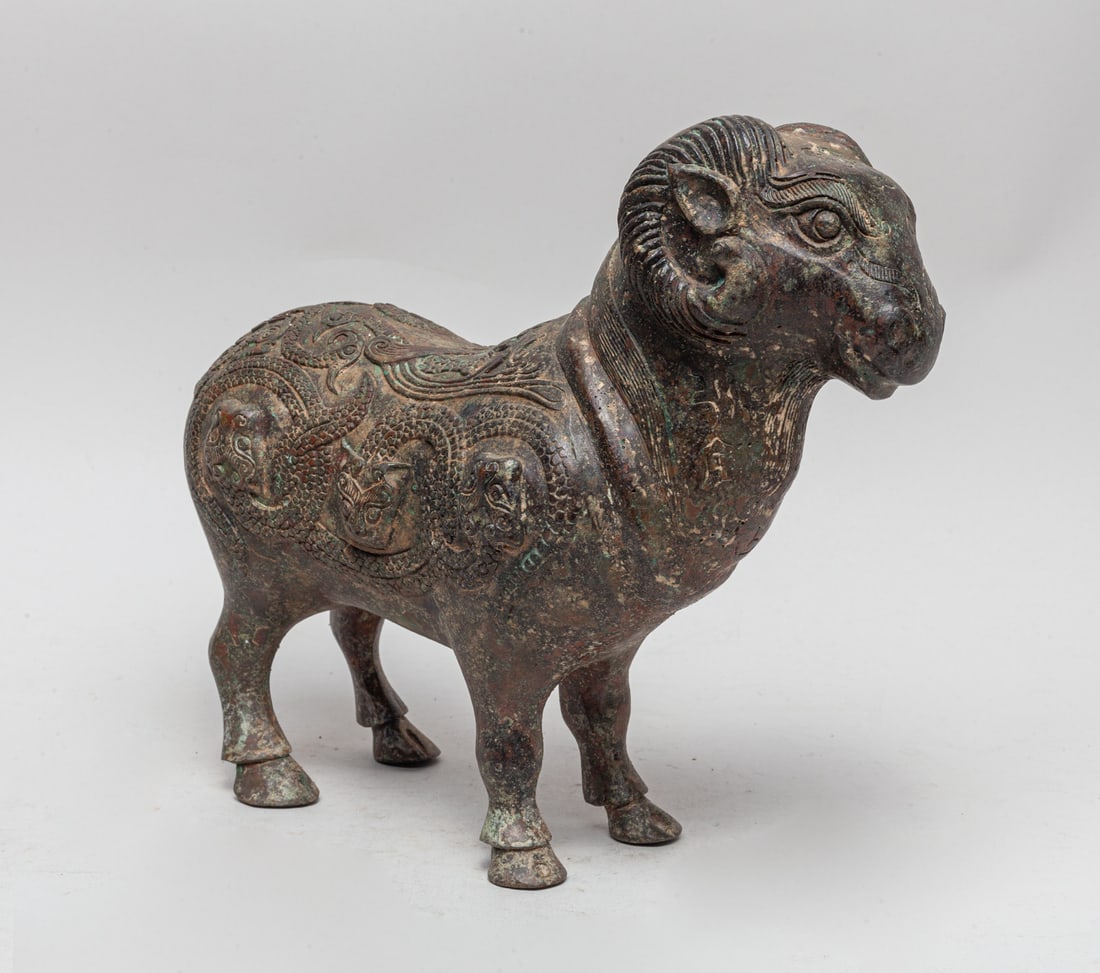 Chinese Export Bronze Table Sculpture (1 of 11)