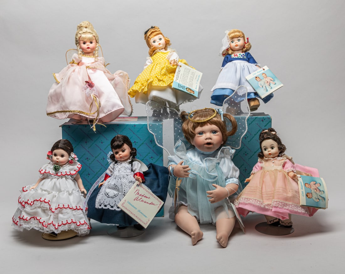 Estate Vintage Dolls (1 of 9)