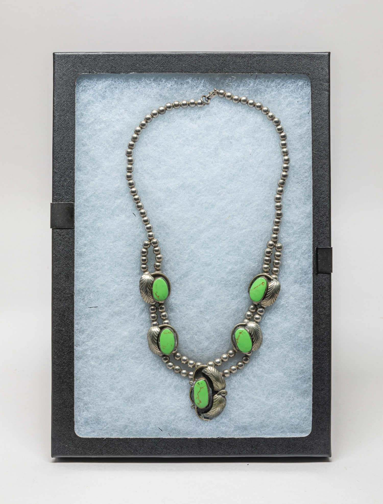 American Indian Colored Turquoise Necklace (1 of 7)